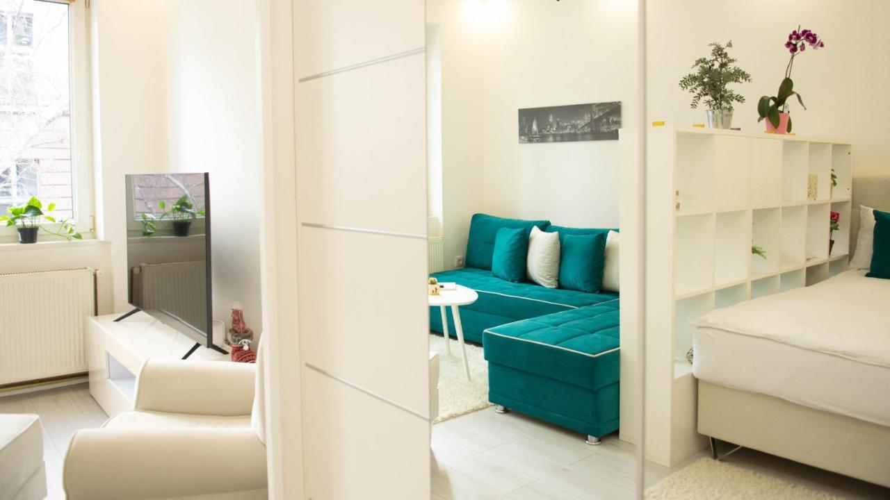 Cute And Sunny Studio - Central Location ซาราเยโว ภายนอก รูปภาพ